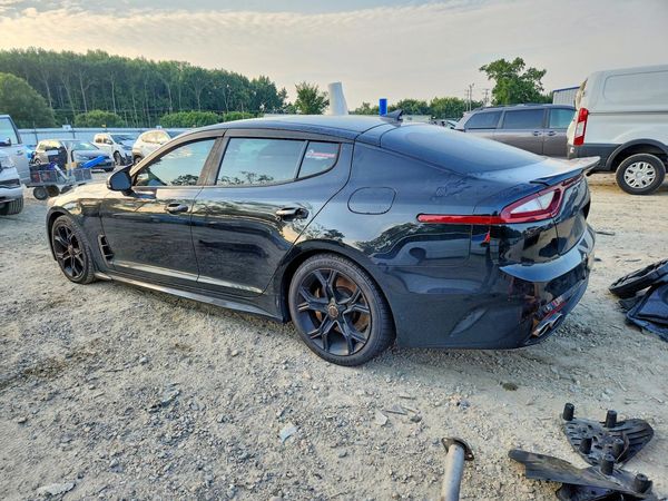 2019 KIA STINGER