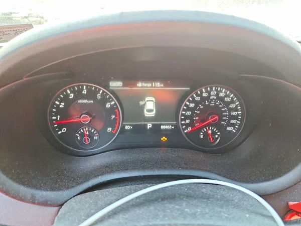 2019 KIA STINGER