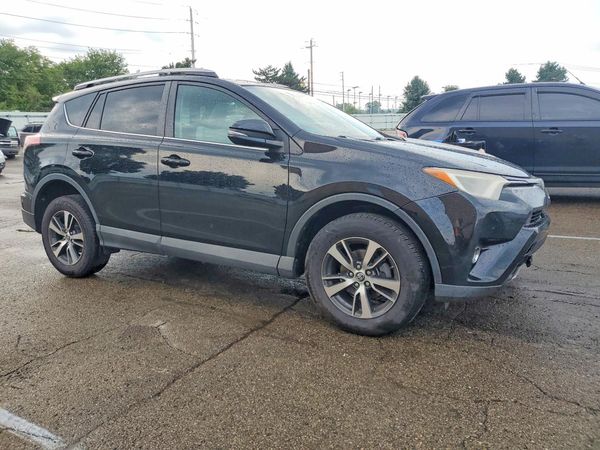 2018 TOYOTA RAV4 Adventure/XLE