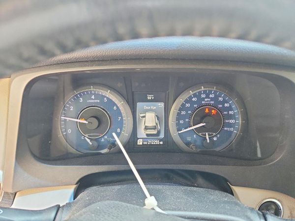 2015 TOYOTA SIENNA