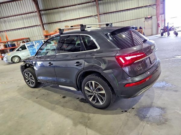 2021 AUDI Q5 quattro Premium Plus