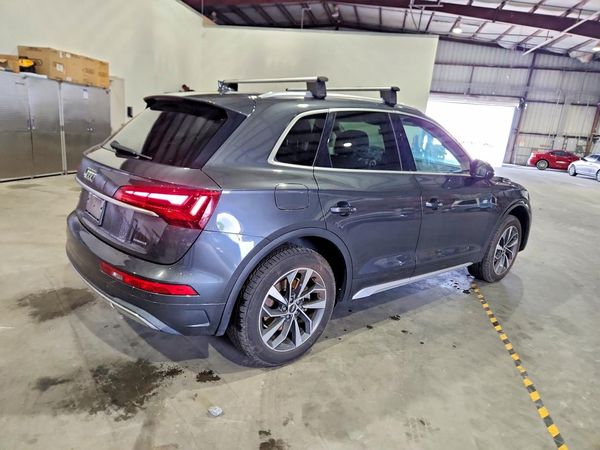 2021 AUDI Q5 quattro Premium Plus