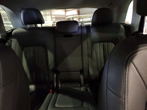 2021 AUDI Q5 quattro Premium Plus