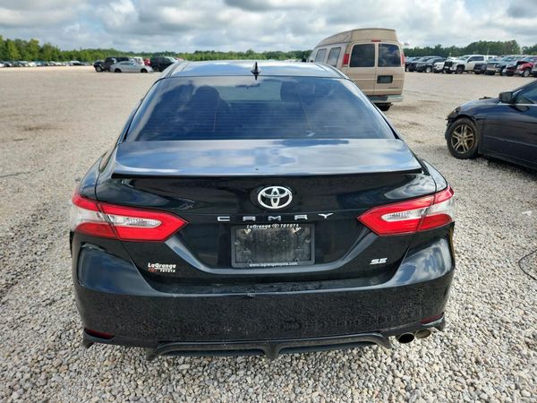 2019 TOYOTA CAMRY