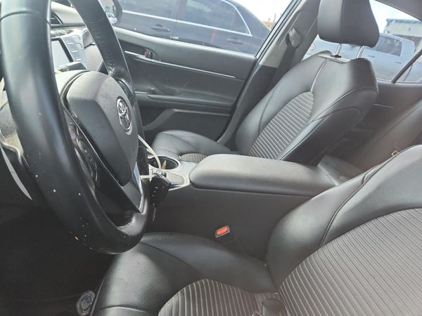 2019 TOYOTA CAMRY