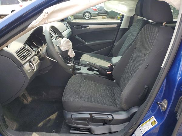 2017 VOLKSWAGEN PASSAT S