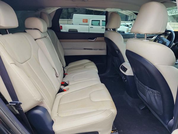 2021 HYUNDAI PALISADE SEL w/ Premium Pkg