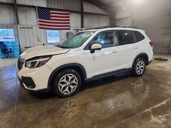 2021 SUBARU FORESTER Premium