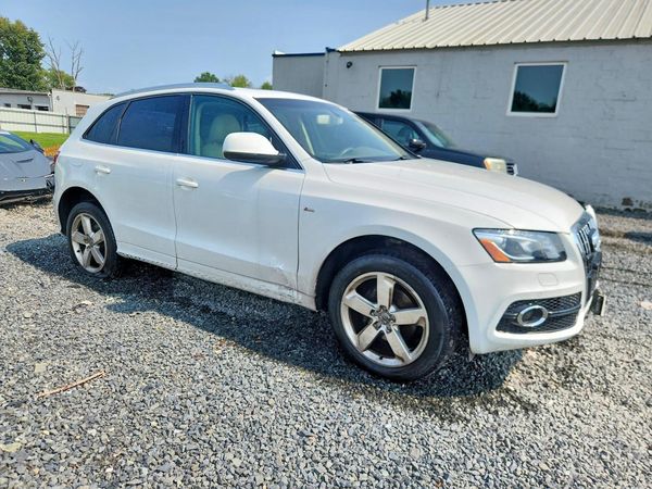2012 AUDI Q5