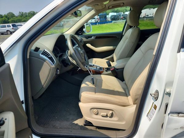 2012 AUDI Q5