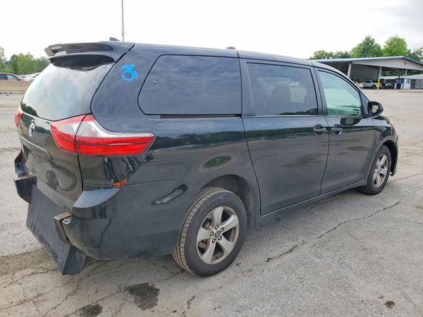 2020 TOYOTA SIENNA D grade