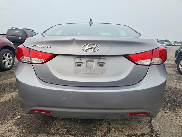 2012 HYUNDAI ELANTRA GLS(Middle grade)