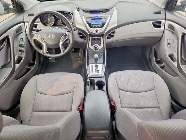 2012 HYUNDAI ELANTRA GLS(Middle grade)