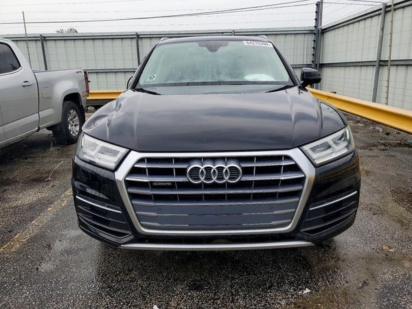 2019 AUDI Q5 quattro Premium Plus — DIRF