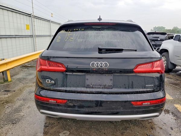 2019 AUDI Q5 quattro Premium Plus — DIRR