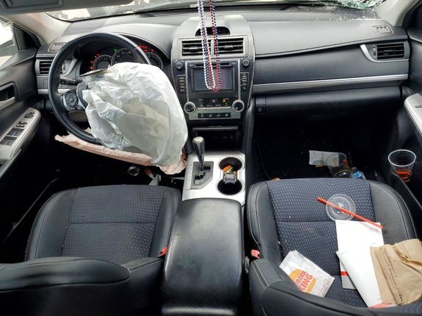 2014 TOYOTA CAMRY