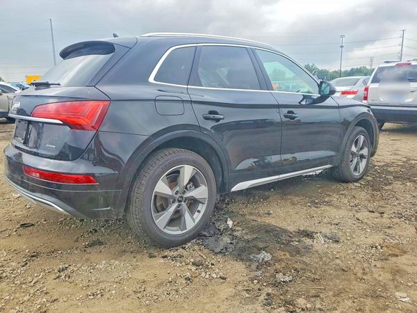 2023 AUDI Q5 quattro Premium