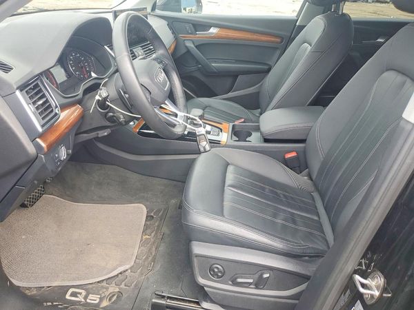 2023 AUDI Q5 quattro Premium