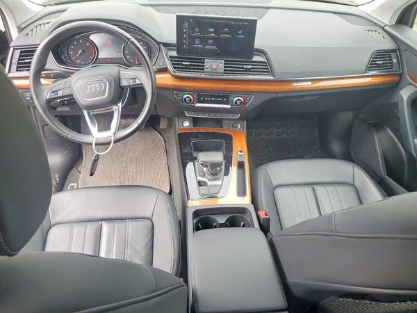 2023 AUDI Q5 quattro Premium