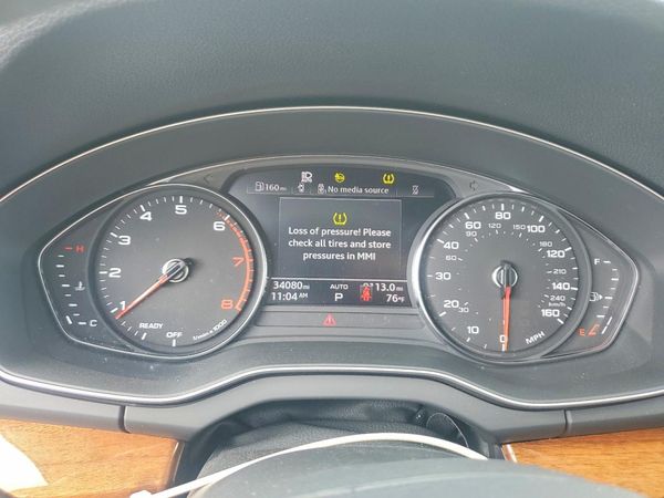 2023 AUDI Q5 quattro Premium