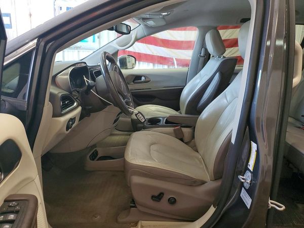 2017 CHRYSLER PACIFICA Touring L Plus