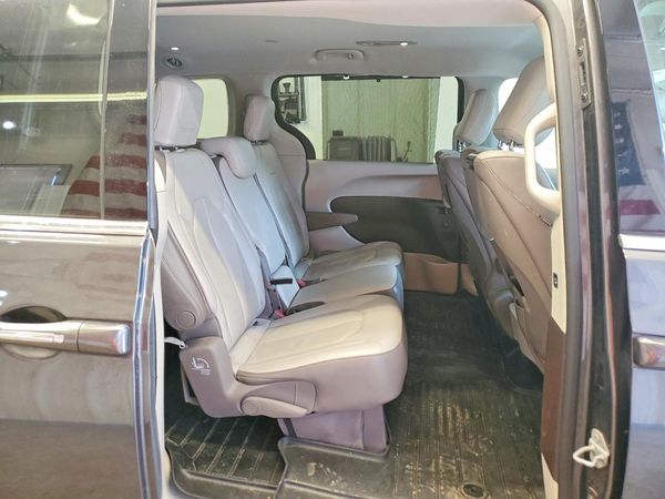 2017 CHRYSLER PACIFICA Touring L Plus