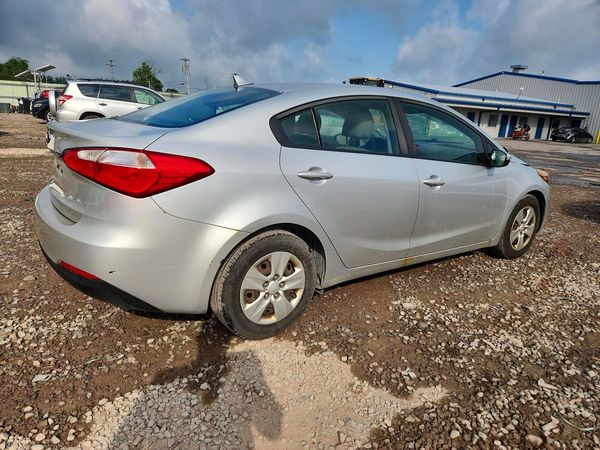 2016 KIA FORTE