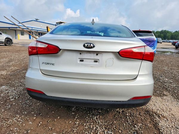 2016 KIA FORTE