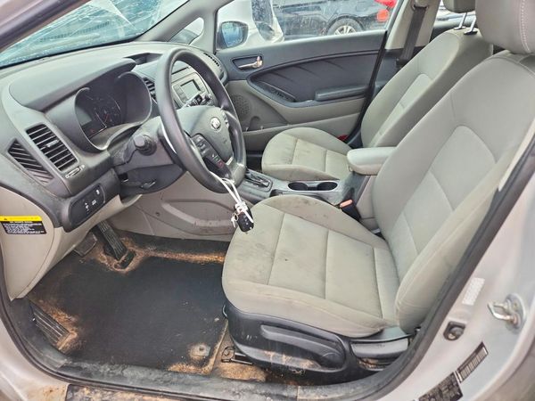 2016 KIA FORTE