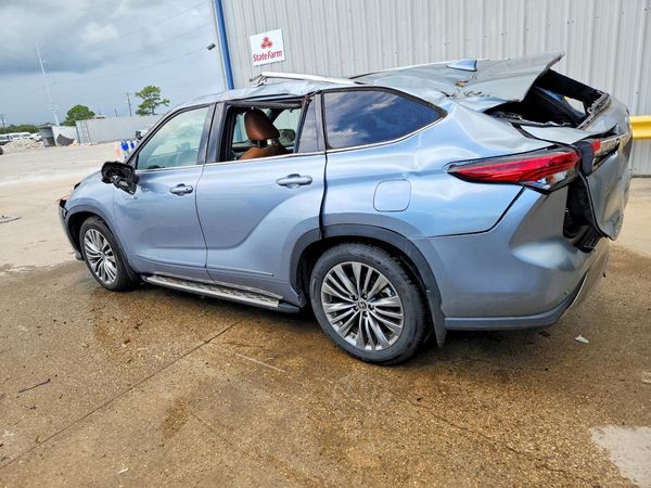 2021 TOYOTA HIGHLANDER Platinum