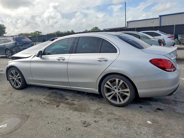 2015 MERCEDES-BENZ C