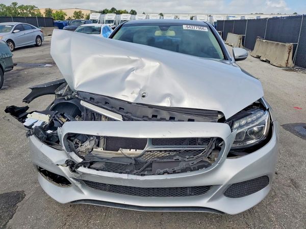 2015 MERCEDES-BENZ C