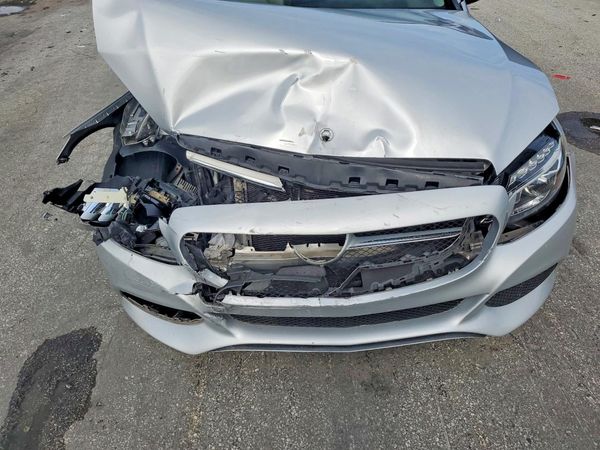 2015 MERCEDES-BENZ C