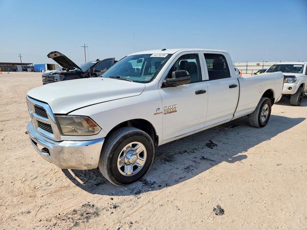 2018 RAM 2500 ST CREW CAB 4X2