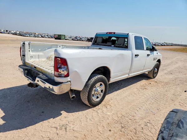 2018 RAM 2500 ST CREW CAB 4X2