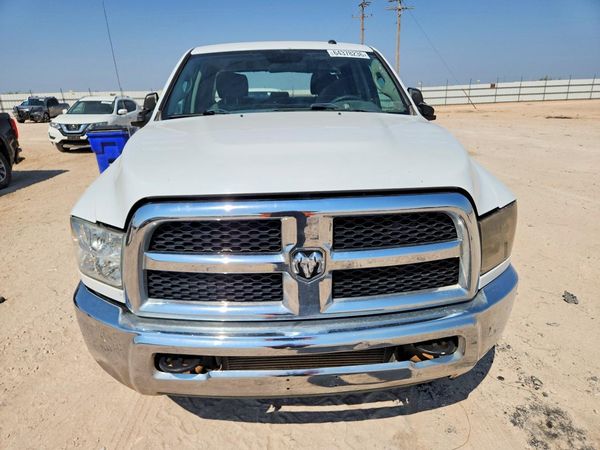 2018 RAM 2500 ST CREW CAB 4X2