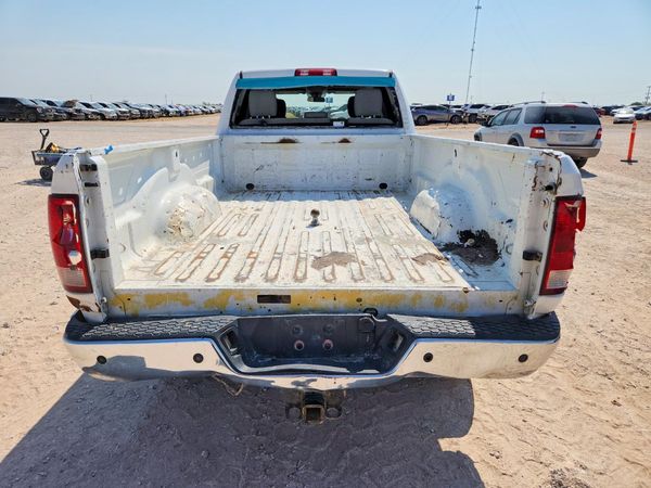 2018 RAM 2500 ST CREW CAB 4X2