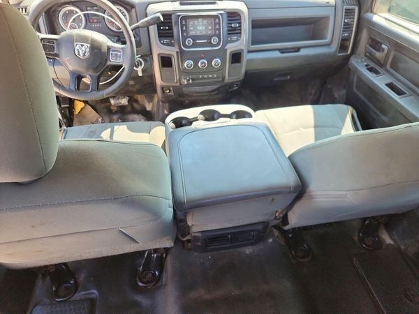 2018 RAM 2500 ST CREW CAB 4X2