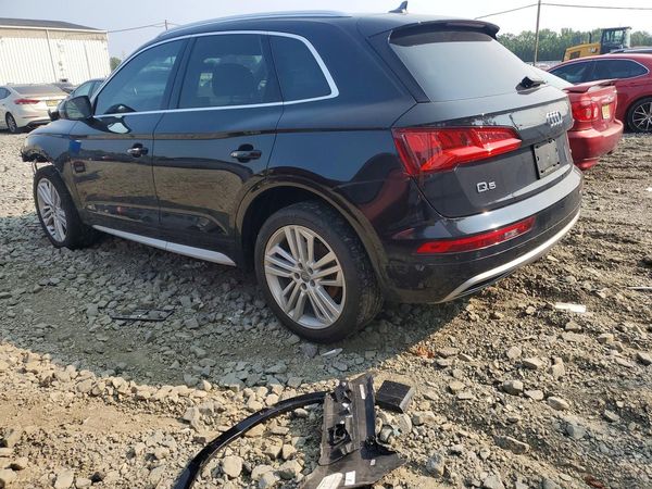 2020 AUDI Q5 quattro Premium Plus