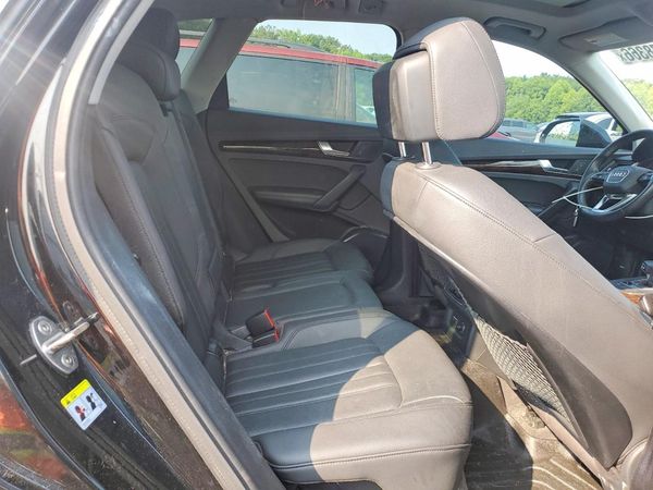 2020 AUDI Q5 quattro Premium Plus