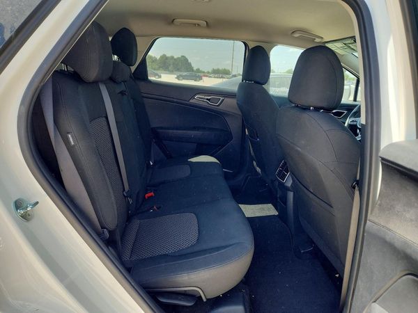 2025 KIA SPORTAGE LX