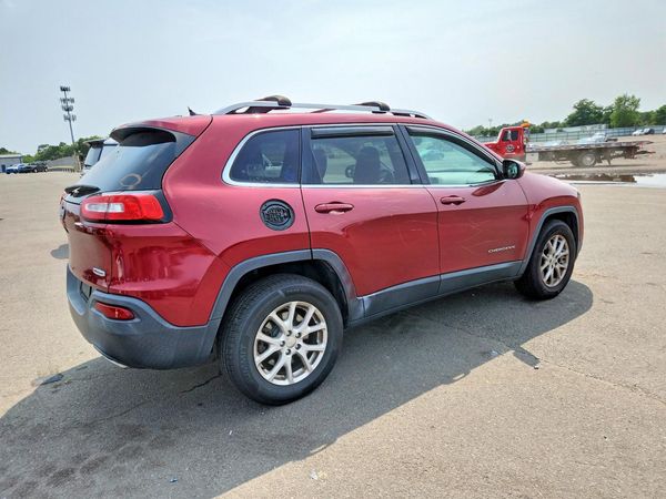 2015 JEEP CHEROKEE LATITUDE 4X4