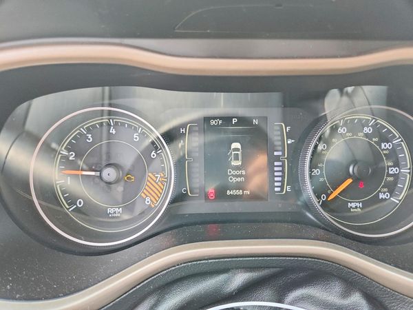 2015 JEEP CHEROKEE LATITUDE 4X4