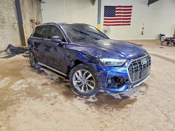 2021 AUDI Q5 quattro Premium