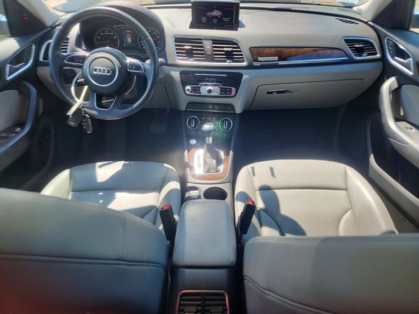 2016 AUDI Q3 quattro Premium Plus