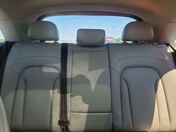 2016 AUDI Q3 quattro Premium Plus