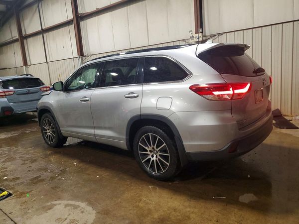 2018 TOYOTA HIGHLANDER SE/XLE