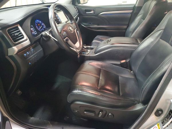 2018 TOYOTA HIGHLANDER SE/XLE