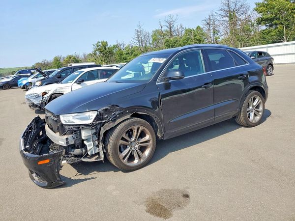 2016 AUDI Q3 quattro Premium Plus
