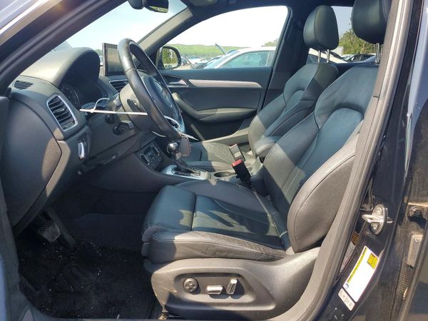 2016 AUDI Q3 quattro Premium Plus